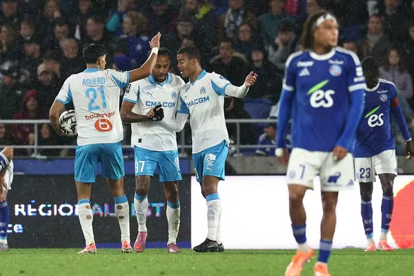 Marseille cetak gol kemenangan di menit akhir, patahkan hati Strasbourg dan naik ke puncak Ligue 1