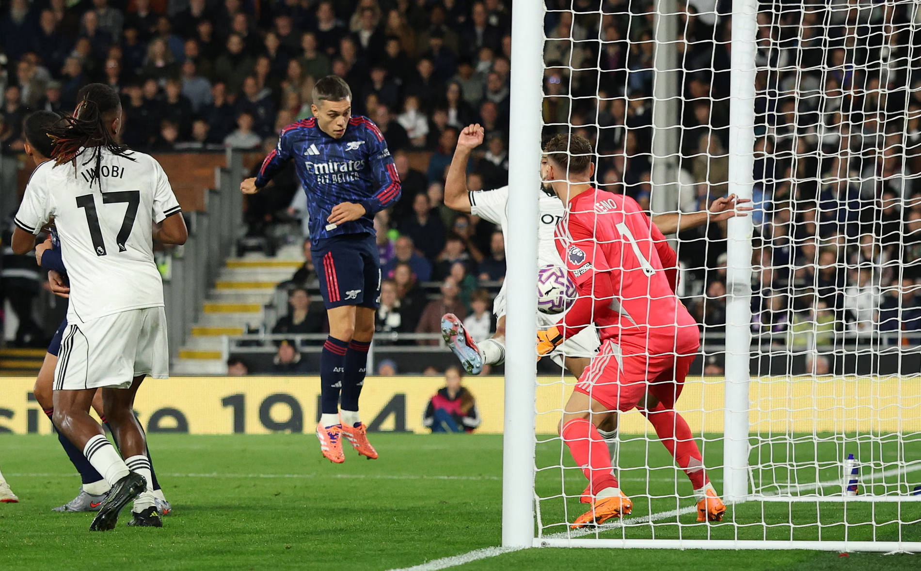 Leandro Trossard menenggelamkan Fulham untuk menjaga Arsenal tetap kokoh di puncak klasemen