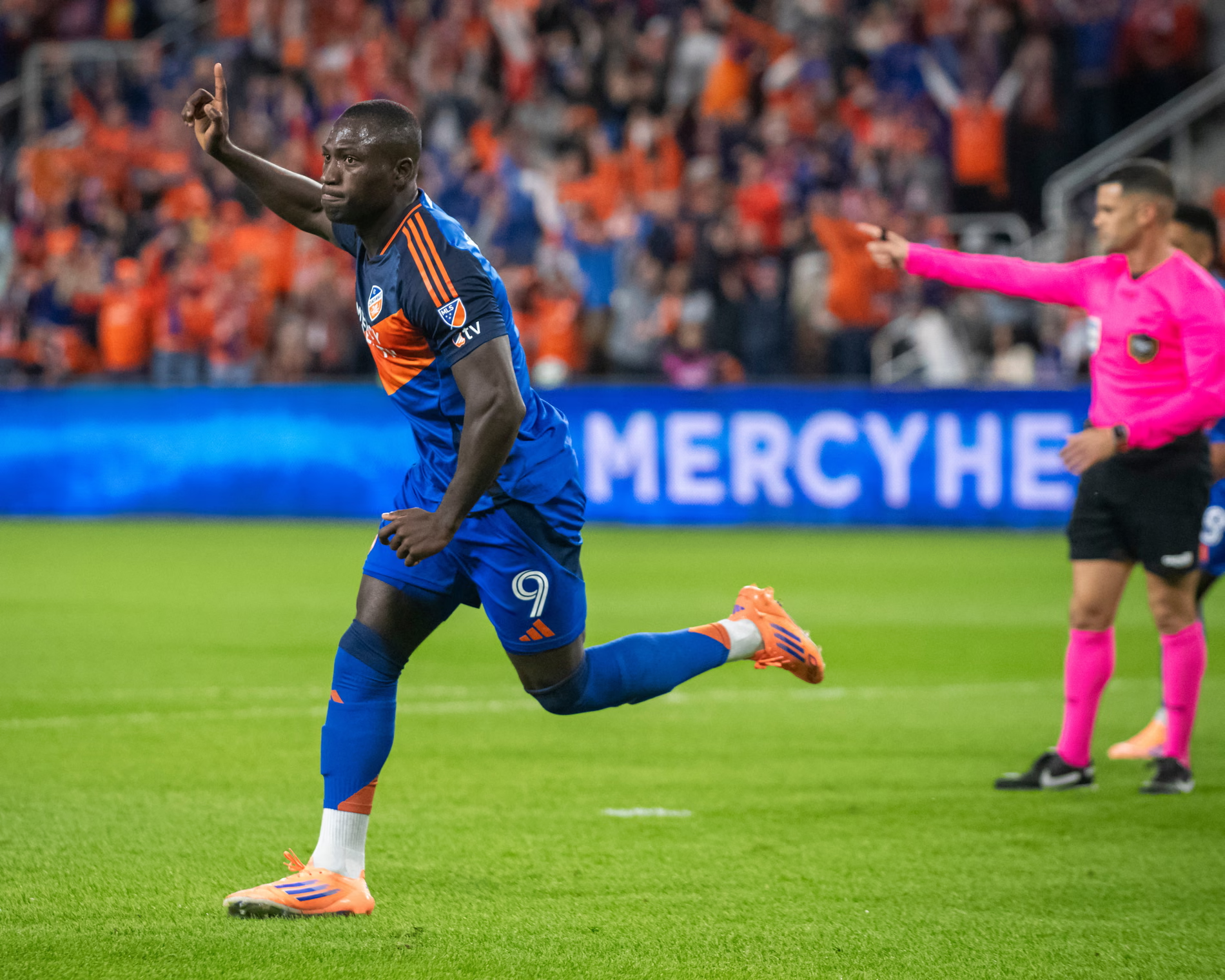 Playoff MLS: FC Cincinnati menang di Game 1 ‘Hell is Real’, Minnesota unggul atas Seattle lewat tendangan penalti