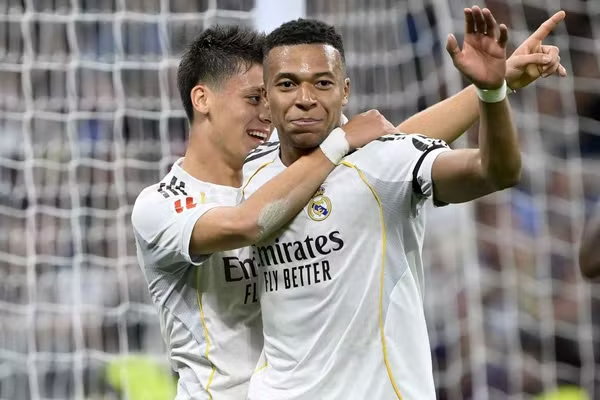 Dua gol Mbappe bawa Real Madrid hancurkan Valencia dan perlebar keunggulan di puncak klasemen LaLiga